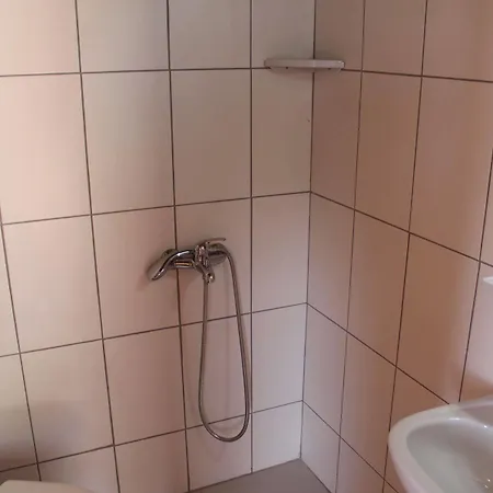 Dağ evi Guenes Holiday